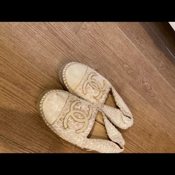 CHANEL ESPADRILLE 37 TWEED PATENT LEATHER CAP TOE FLATS - Picture 4 of 7